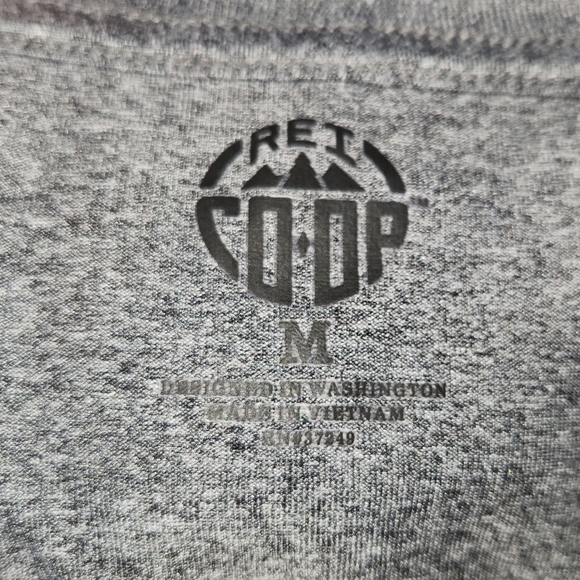 REI COOP Long Sleeve Active Top Men's Size Medium - Picture 5 of 5